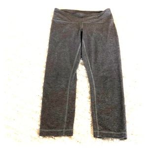 Lululemon grey crop pants